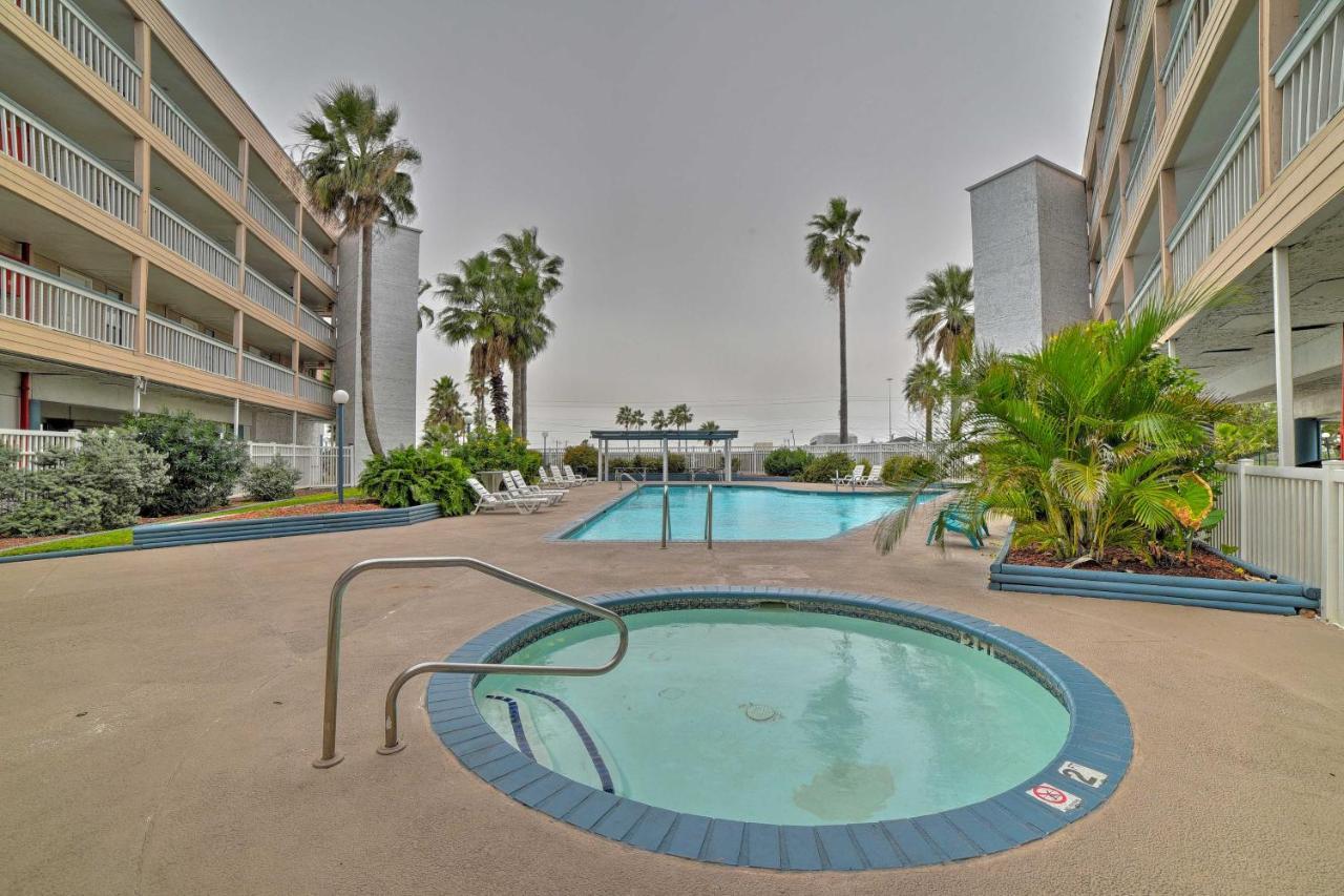 Oceanfront Corpus Christi Condo Resort Perks! 외부 사진